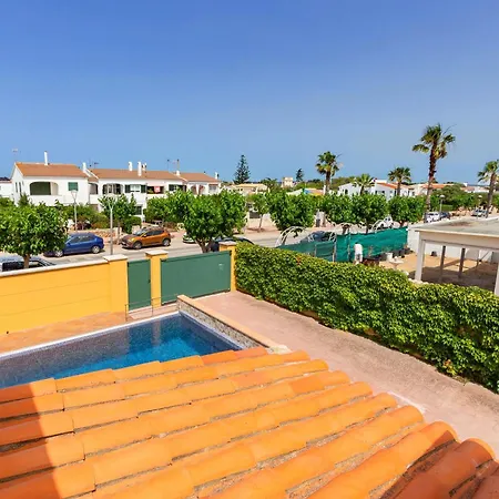 Vivienda Con Piscina En